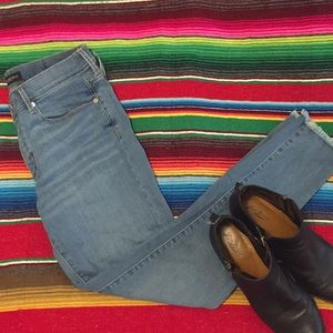 Stretch mid wash skinny jeans size 30